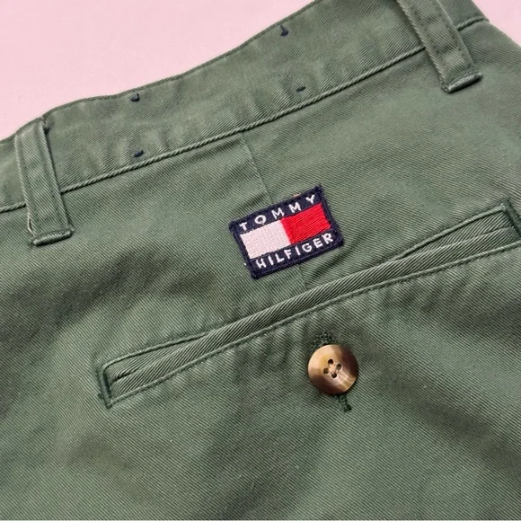 Vintage Tommy Hilfiger Green Shorts - Picture 3 of 4